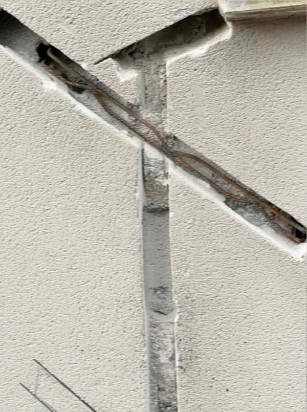 Pose d'agrafe Affnox dans une saignée